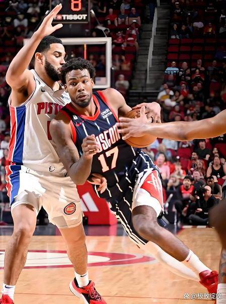 包含赛前突围战来临，休斯敦火箭围绕CBA常规赛更衣室发声，态度坚定，训练强度明显提升的词条-开云入口